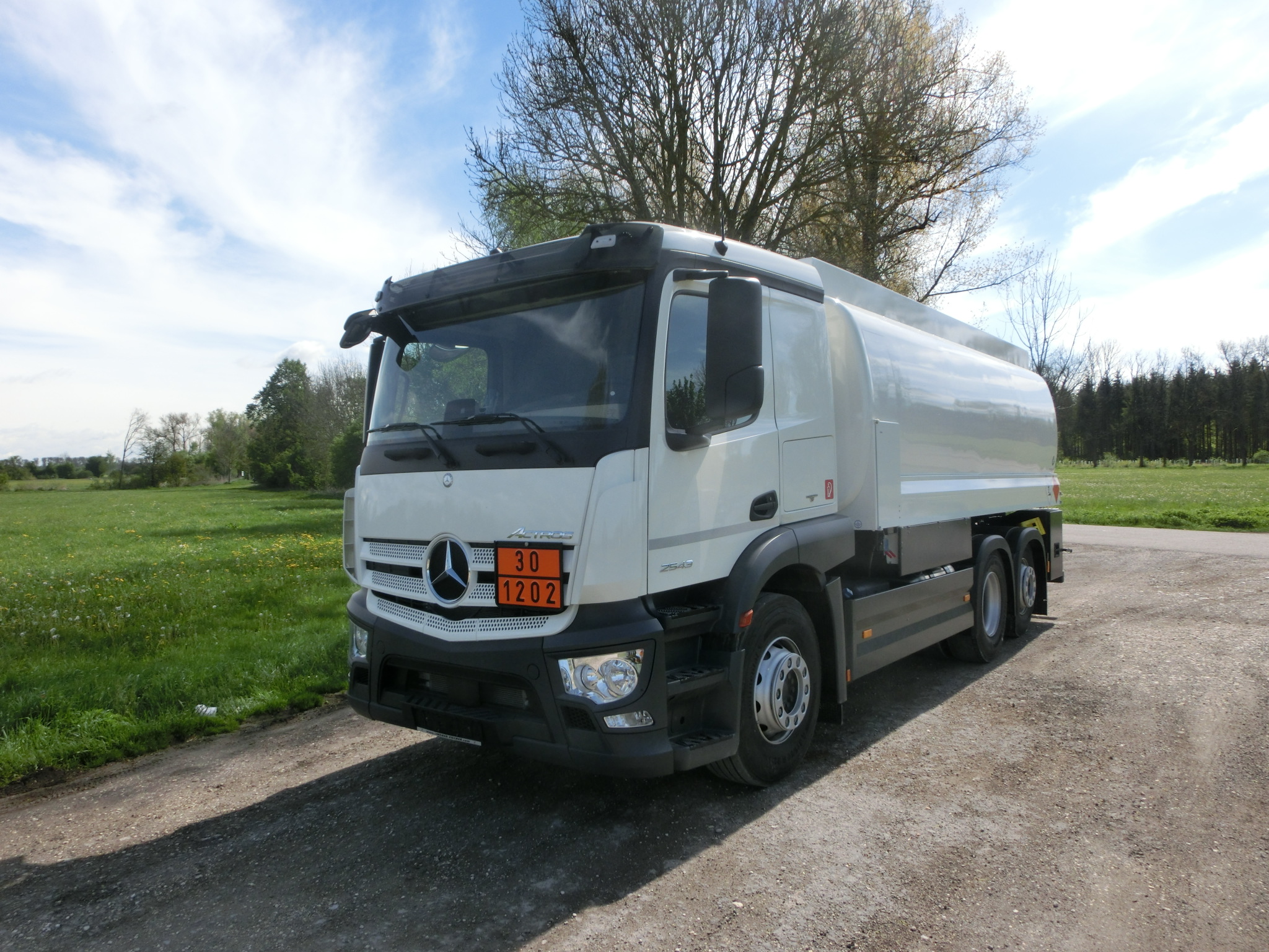 6610750-Hoth-Brandenburg-TA-200-L-A-III-Mai-17-25-3